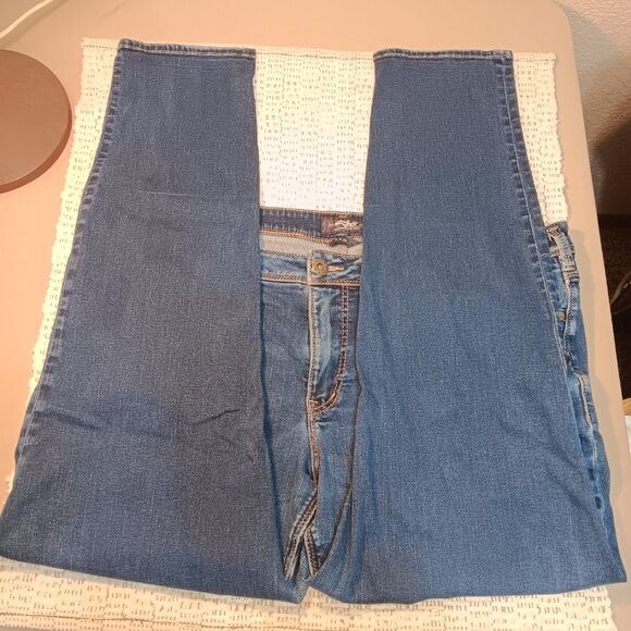 Silver Jeans Co. 'Sam' plus size women's distressed boyfriend jeans sz 24 - Picture 6 of 16